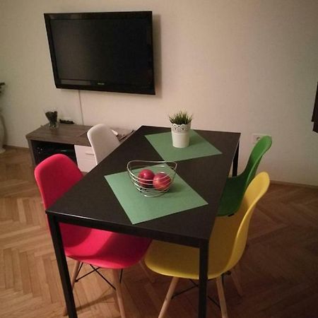 זאגרב Apartment K&A- Near Dom Sportova מראה חיצוני תמונה
