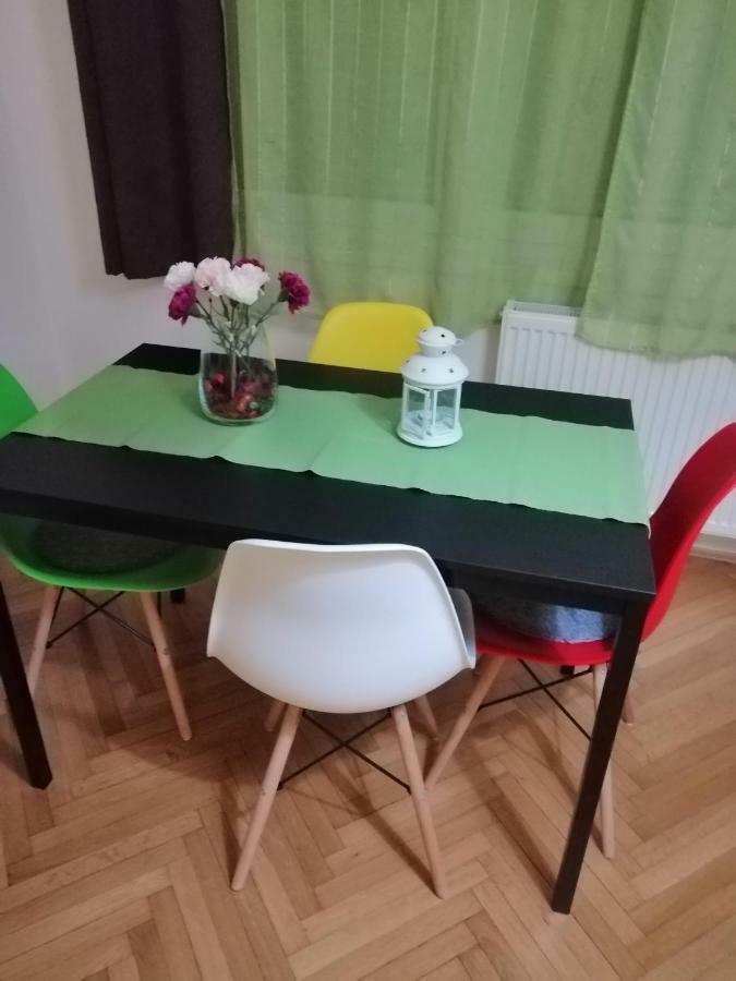 זאגרב Apartment K&A- Near Dom Sportova מראה חיצוני תמונה